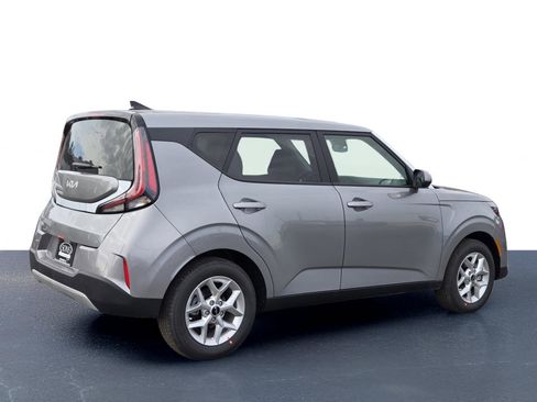 New 2025 Kia Soul LX image 7