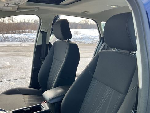 Used 2017 Ford Focus SEL w/ Cold Weather Package image 17