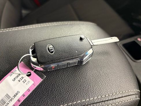 Used 2022 Kia Sportage LX image 41