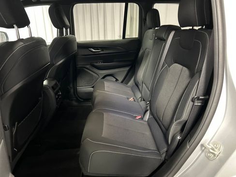 Used 2024 Jeep Grand Cherokee Laredo X w/ Luxury Tech Group I image 24