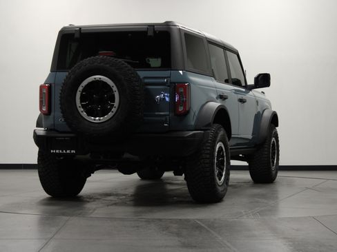 Used 2023 Ford Bronco Badlands AWD/4WD image 4