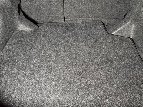 Used 2018 Toyota Corolla XLE image 22