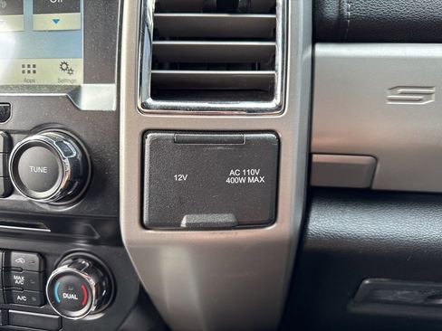 Used 2017 Ford F350 Lariat w/ Chrome Package image 46