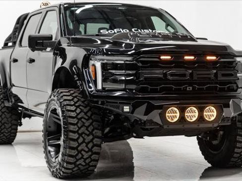 Used 2025 Ford F150 Lariat w/ Equipment Group 502A High image 4