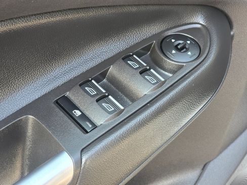 Used 2018 Ford Escape Titanium AWD/4WD image 37