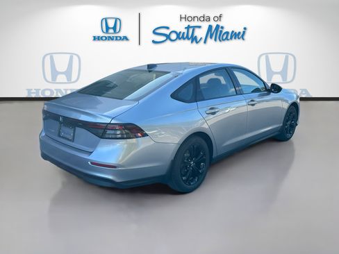 New 2025 Honda Accord SE image 6