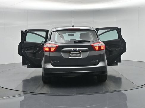 Used 2016 Ford C-MAX SE w/ Equipment Group 201A FWD image 29