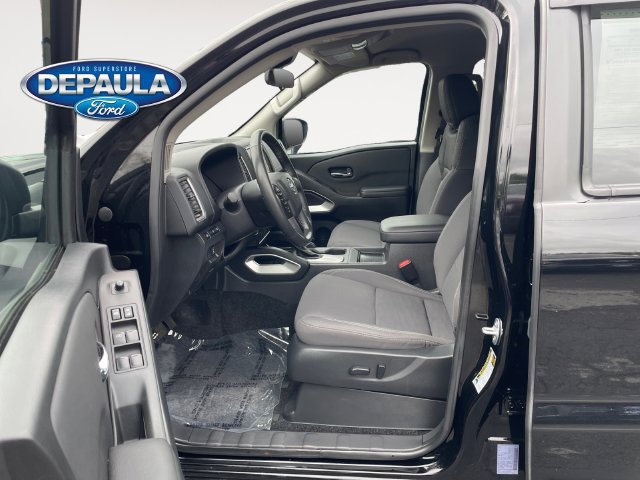 Used 2024 Nissan Frontier SV w/ SV Convenience Package AWD/4WD image 11