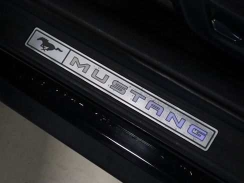 Used 2019 Ford Mustang Premium RWD image 18