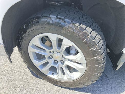 Used 2023 Chevrolet Silverado 1500 LTZ AWD/4WD image 9
