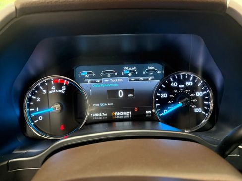Used 2017 Ford F350 King Ranch w/ King Ranch Ultimate Package AWD/4WD image 18