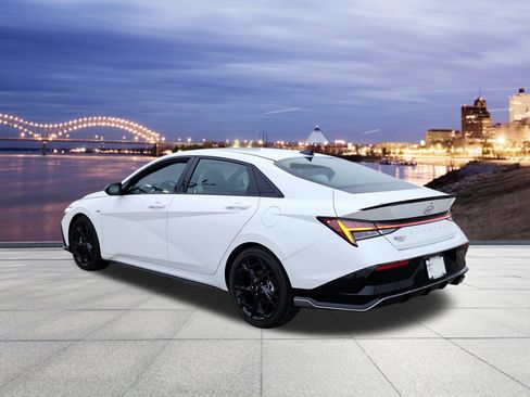 Used 2025 Hyundai Elantra N Line image 3