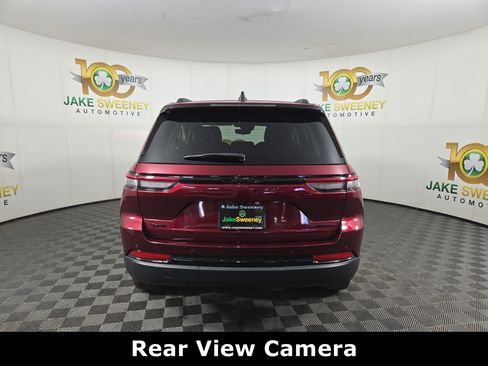 Used 2023 Jeep Grand Cherokee Limited w/ Black Appearance Package AWD/4WD image 9