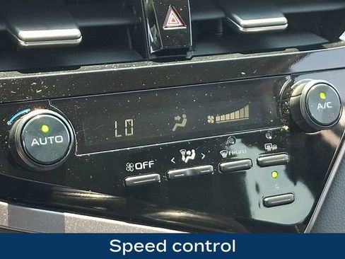 Used 2024 Toyota Camry SE FWD image 14
