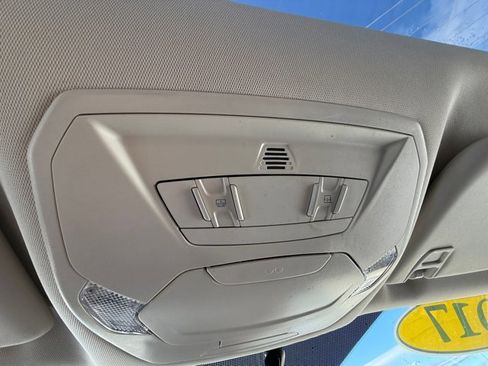 Used 2017 Ford Escape SE image 35