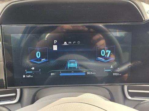 Certified 2025 Hyundai Elantra SEL FWD image 26