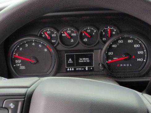 Certified 2024 Chevrolet Silverado 1500 Custom AWD/4WD image 12