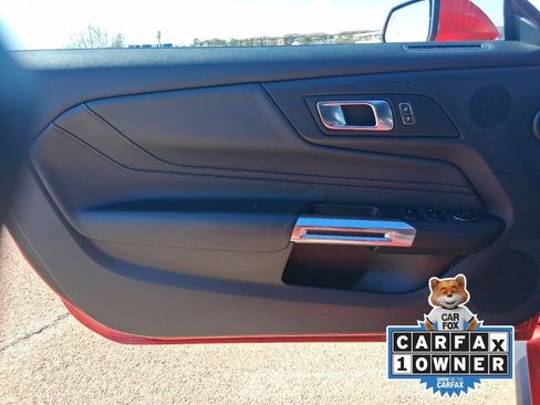 Used 2025 Ford Mustang Premium image 10