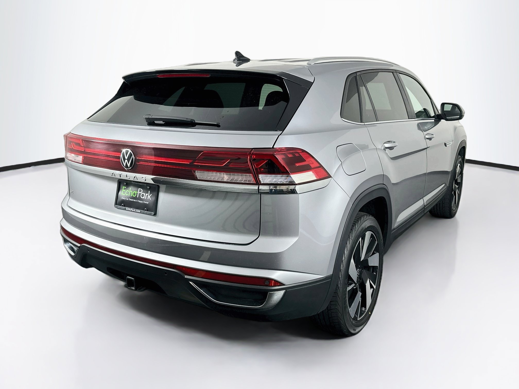 Used 2026 Volkswagen Atlas Cross Sport SE FWD image 9