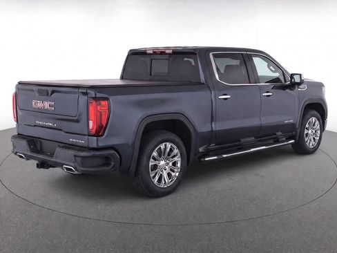 Used 2021 GMC Sierra 1500 Denali w/ Technology Package AWD/4WD image 9