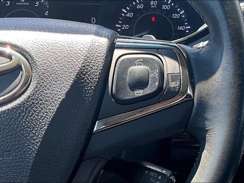 Used 2015 Toyota Avalon Limited FWD image 19