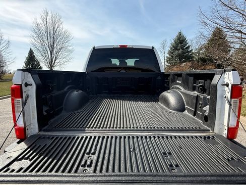 Used 2018 Ford F250 XLT w/ XLT Value Package AWD/4WD image 19