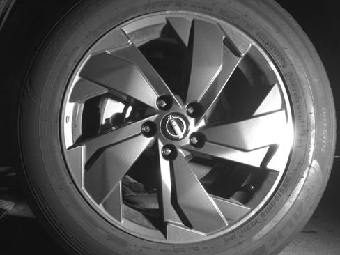 Used 2025 Nissan Rogue SV FWD image 12
