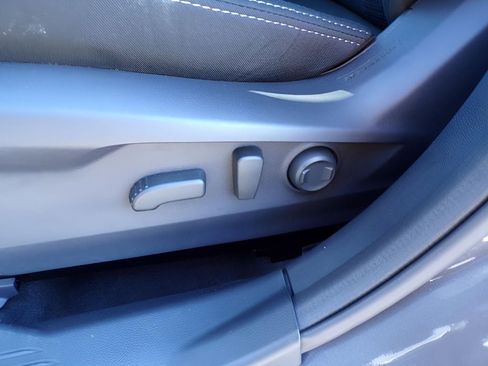 Certified 2025 Subaru Outback Premium image 18