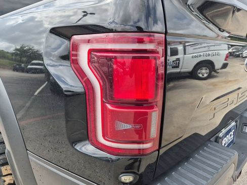 Used 2018 Ford F150 Raptor w/ Equipment Group 802A Luxury AWD/4WD image 12