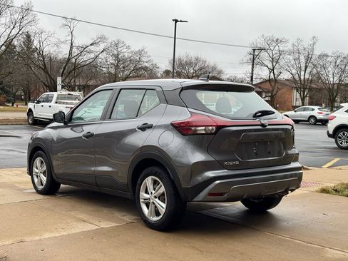 Used 2023 Nissan Kicks S image 5