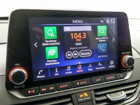 Used 2021 Nissan Altima 2.5 Platinum image 17