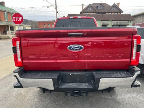 Used 2024 Ford F350 Lariat w/ Lariat Ultimate Package image 3
