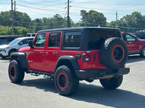 Used 2018 Jeep Wrangler Unlimited Sport S AWD/4WD image 4