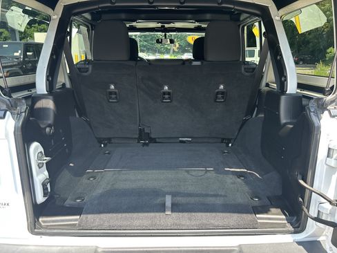 Certified 2019 Jeep Wrangler Unlimited Sport S AWD/4WD image 10