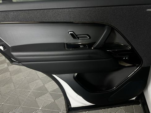 Used 2024 Land Rover Range Rover Sport Dynamic SE image 25