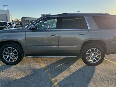 Used 2019 GMC Yukon Denali w/ Enhanced Security Package image 5