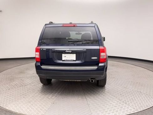 Used 2016 Jeep Patriot High Altitude FWD image 3