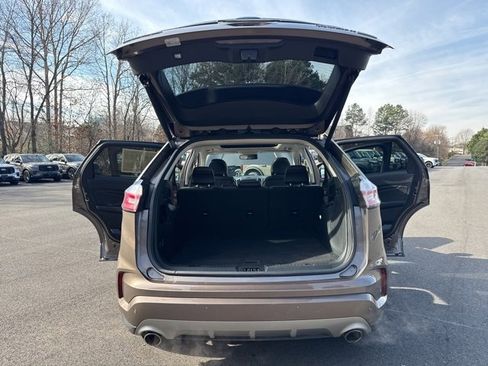 Used 2019 Ford Edge Titanium w/ Equipment Group 301A image 26