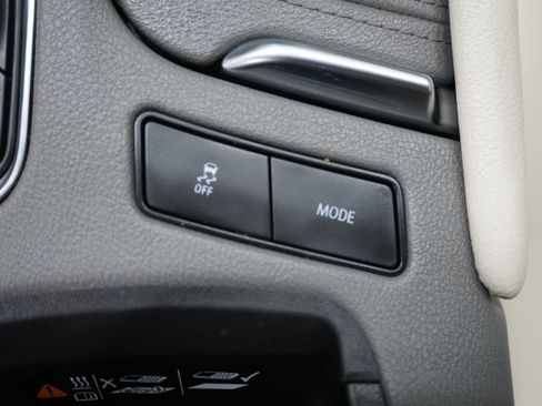 Used 2020 Cadillac XT6 Premium Luxury FWD image 27