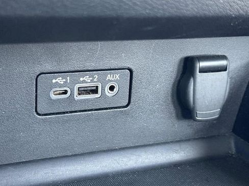 Used 2024 Nissan Altima 2.5 SV image 24