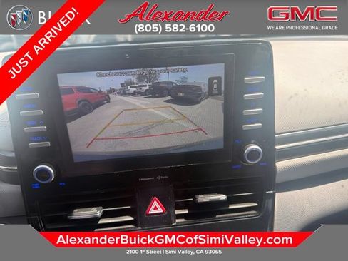 Used 2020 Hyundai Ioniq SE FWD image 12