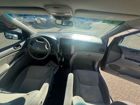 Used 2006 Toyota Sienna CE image 13