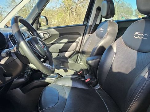 Used 2018 FIAT 500L Lounge FWD image 6