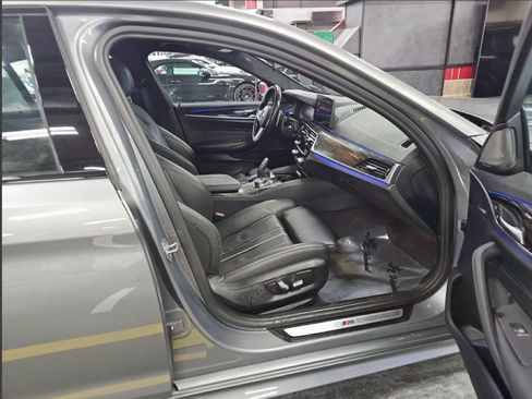 Used 2023 BMW 540i xDrive w/ M Sport Package image 22