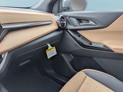 New 2026 Chevrolet Equinox ACTIV w/ Convenience Package III image 30