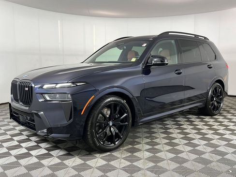 Certified 2025 BMW X7 M60i AWD/4WD image 12