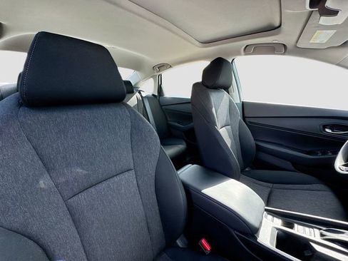 Certified 2023 Honda Accord EX image 18