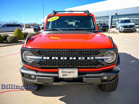 Used 2021 Ford Bronco Wildtrak image 2