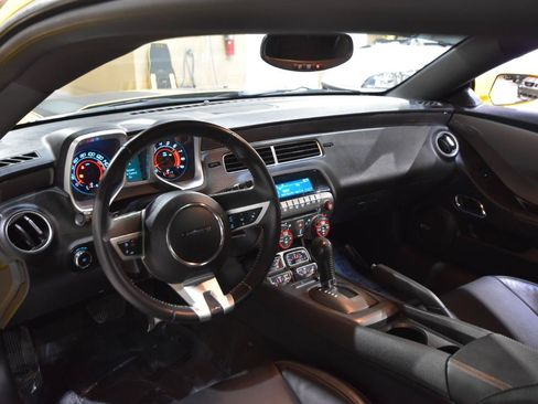 Used 2010 Chevrolet Camaro SS w/ RS Package RWD image 17