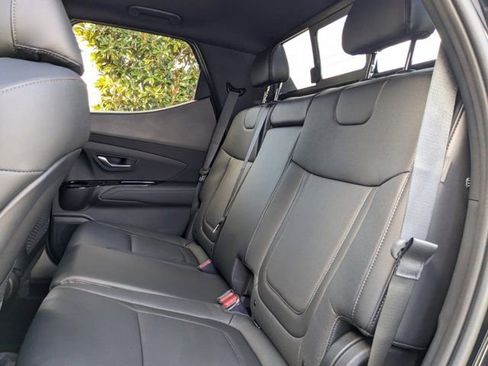 Used 2024 Hyundai Santa Cruz Limited image 17